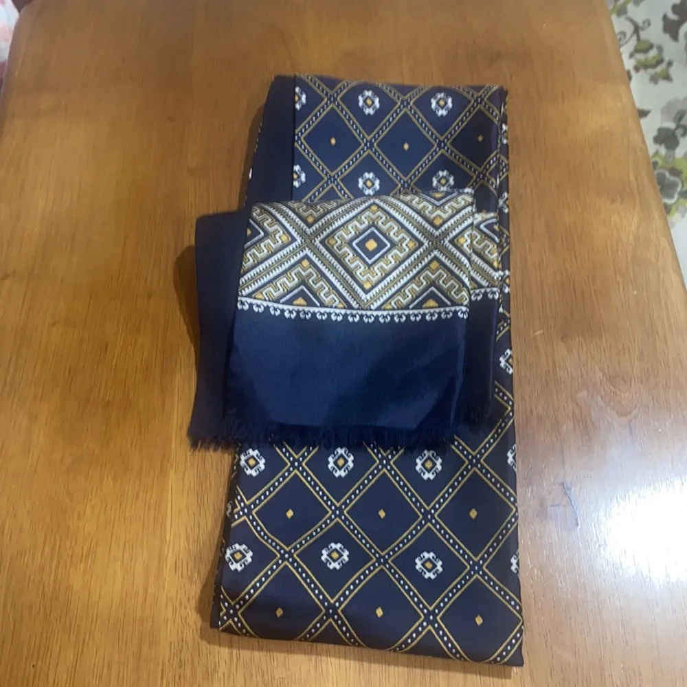 Museum of Fine Arts Boston Silk/Wool Mens Scarf Made in Japan